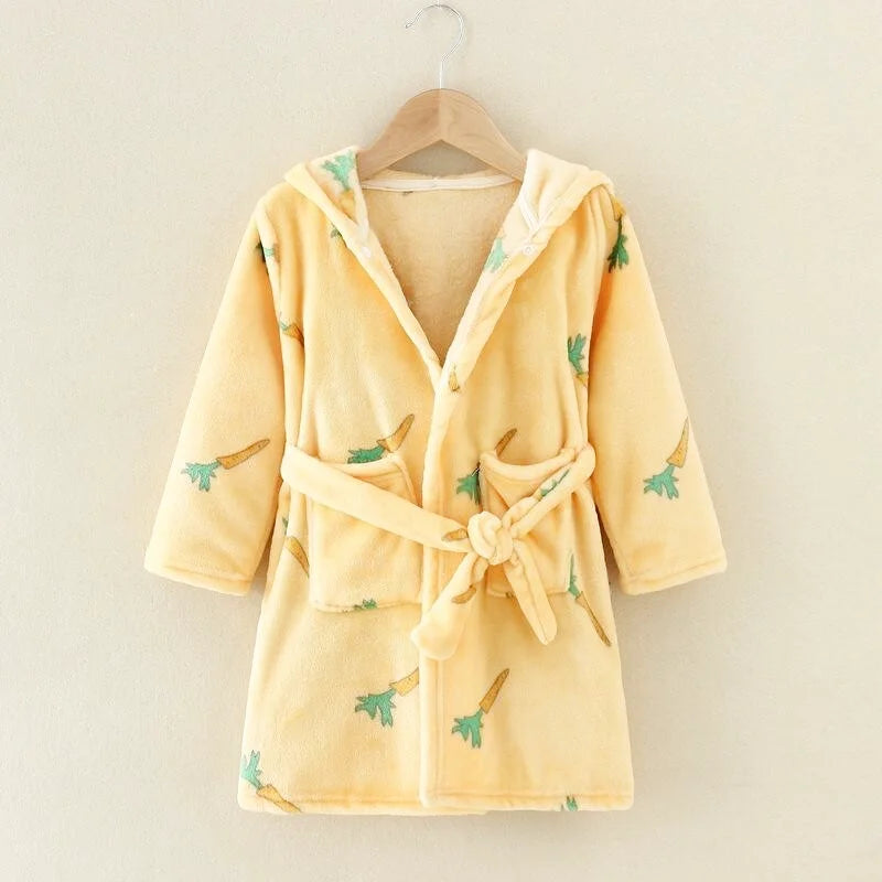 Peignoir à capuche en flanelle pour enfants