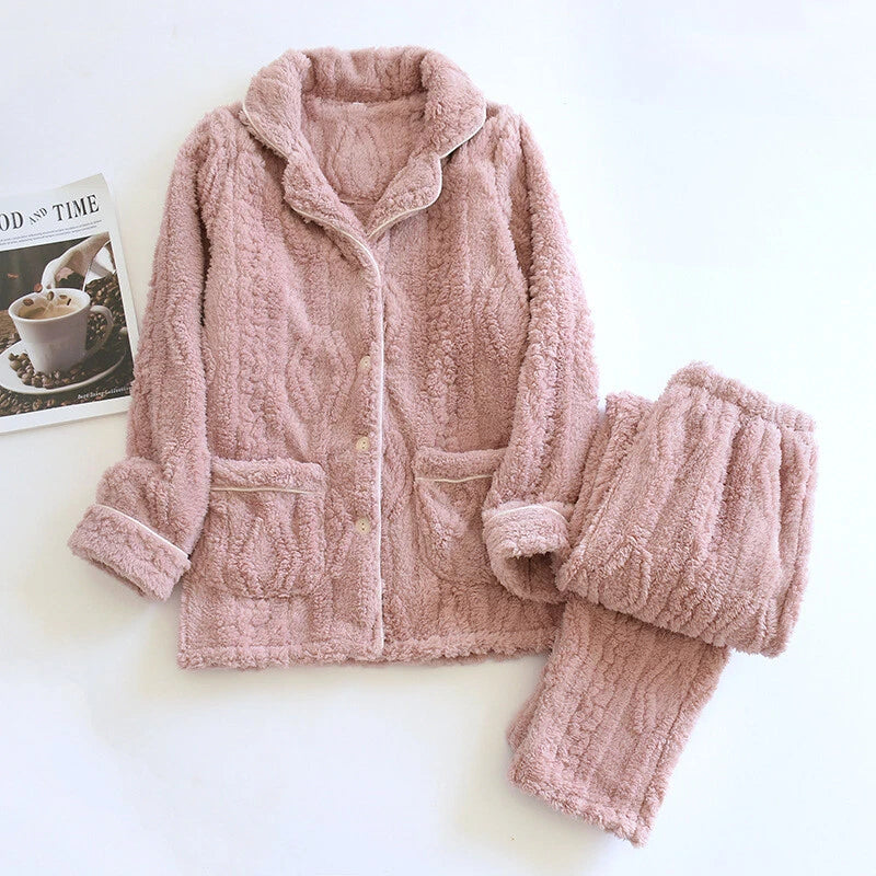 Pyjamas assortis pour hommes et femmes